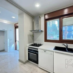 Academy Çi̇ftehavuzlar Sahi̇lde Presti̇jli̇ Yeni̇ Bi̇nada 90m2 2+1 