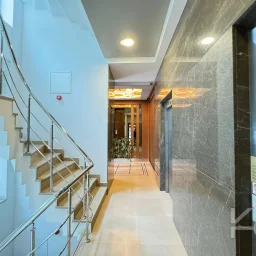 Academy Çi̇ftehavuzlar Sahi̇lde Presti̇jli̇ Yeni̇ Bi̇nada 90m2 2+1 