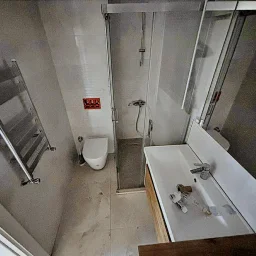 Sağlam'dan Merdivenköy'de Minibüse Yakın 3+1 Geniş Satılık Daire