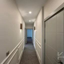 Laci̇vertcadde Göztepe Bahari̇yeli̇ Sokak Ebeveynli̇ Çi̇ft Balkonlu 120m² Net 3+1