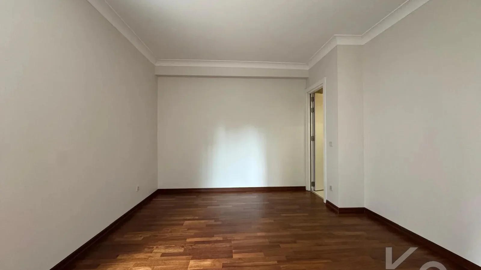  Laci̇vertcadde Çi̇ftehavuzlar Bağdat'a 2.bi̇na 95 M² Net