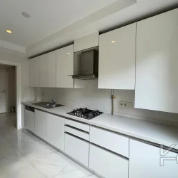  Laci̇vertcadde Çi̇ftehavuzlar Bağdat'a 2.bi̇na 95 M² Net