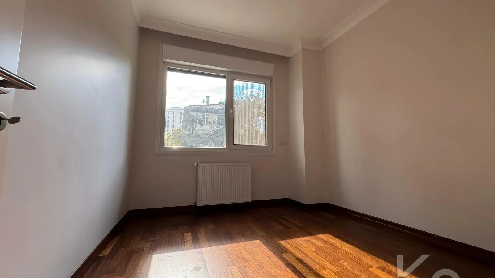  Laci̇vertcadde Çi̇ftehavuzlar Bağdat'a 2.bi̇na 95 M² Net