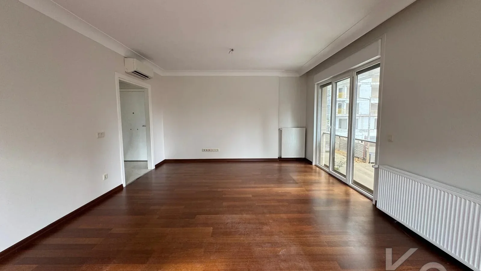  Laci̇vertcadde Çi̇ftehavuzlar Bağdat'a 2.bi̇na 95 M² Net