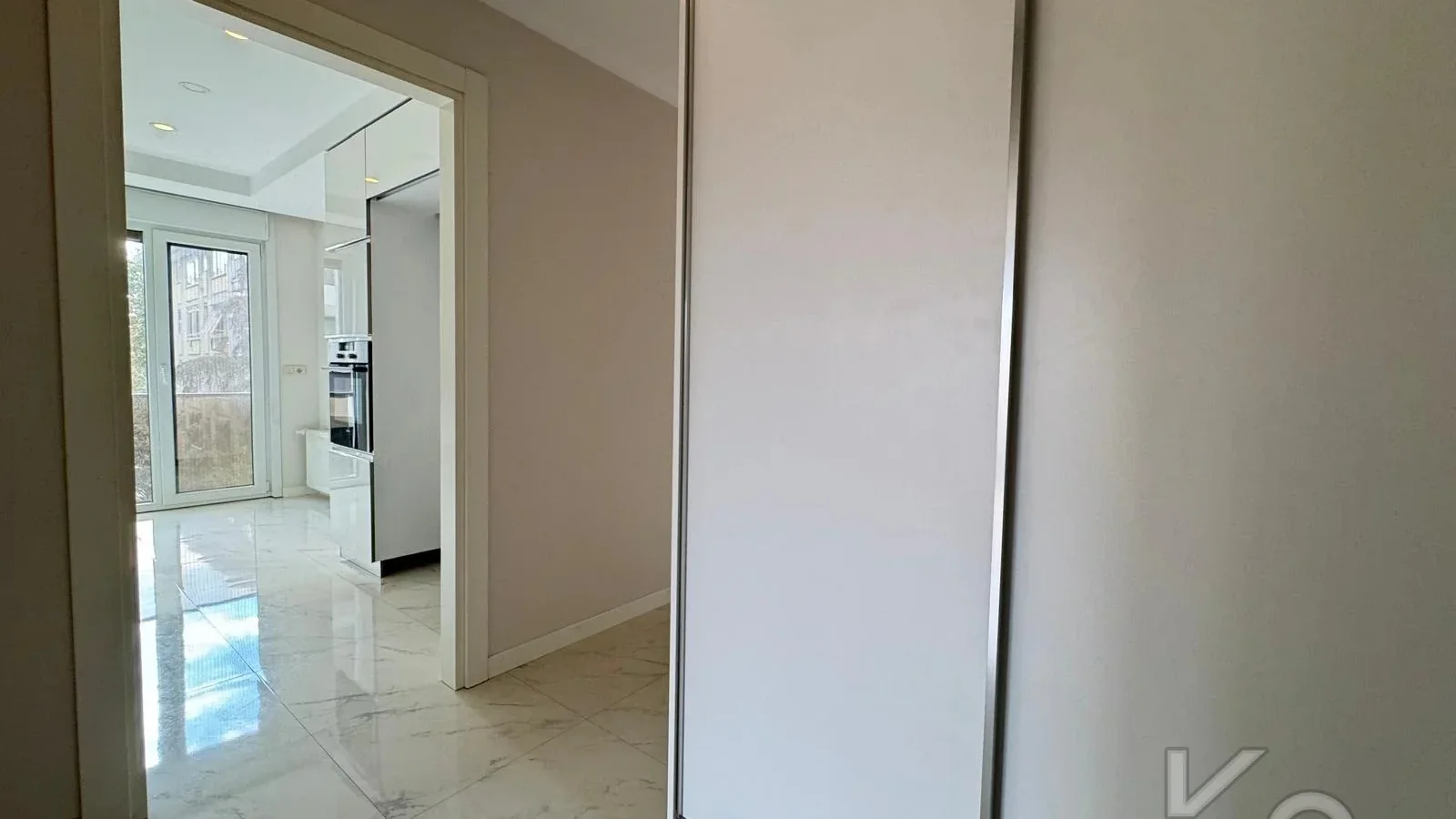  Laci̇vertcadde Çi̇ftehavuzlar Bağdat'a 2.bi̇na 95 M² Net
