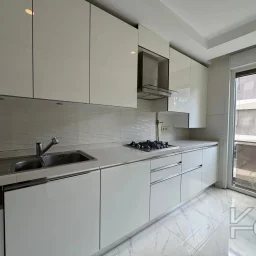  Laci̇vertcadde Çi̇ftehavuzlar Bağdat'a 2.bi̇na 95 M² Net