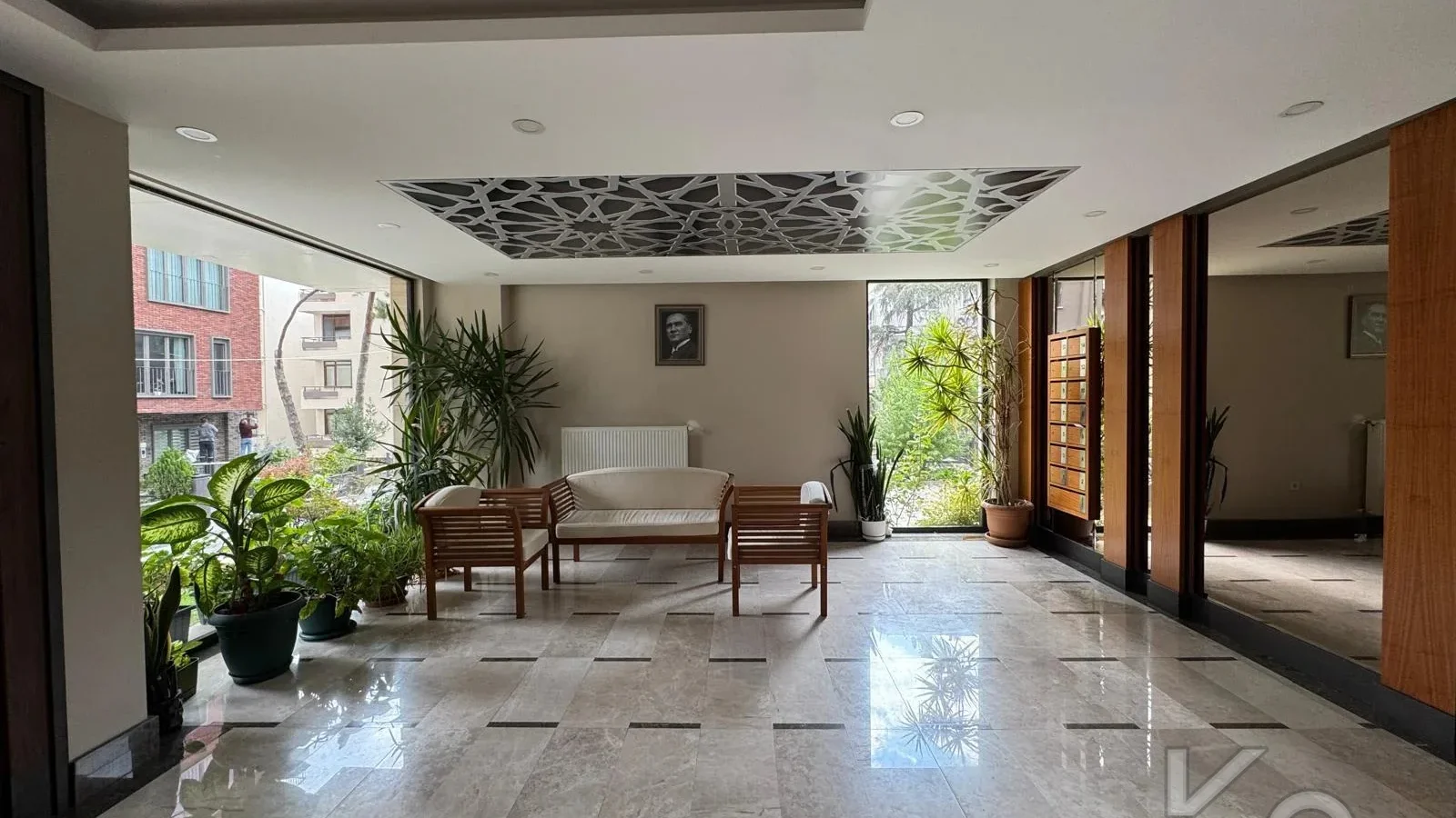  Laci̇vertcadde Çi̇ftehavuzlar Bağdat'a 2.bi̇na 95 M² Net