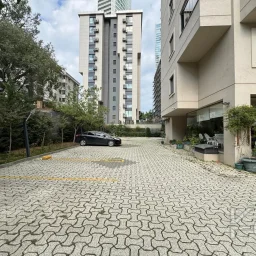  Laci̇vertcadde Çi̇ftehavuzlar Bağdat'a 2.bi̇na 95 M² Net