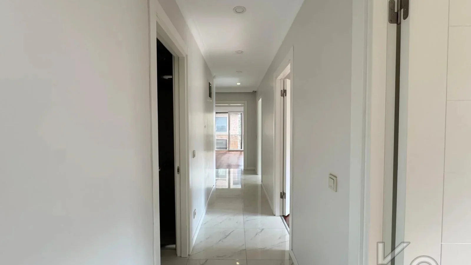  Laci̇vertcadde Çi̇ftehavuzlar Bağdat'a 2.bi̇na 95 M² Net