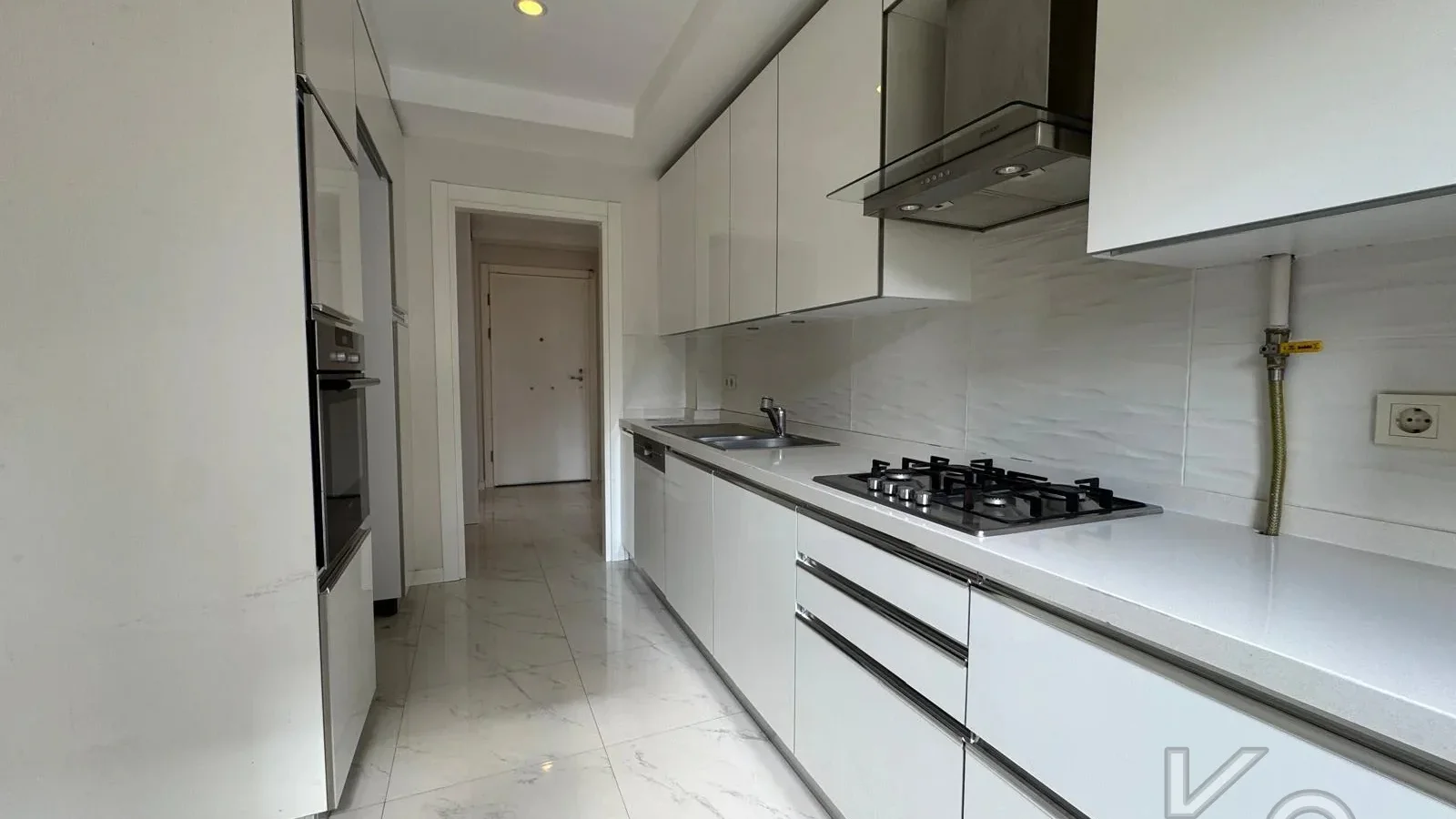  Laci̇vertcadde Çi̇ftehavuzlar Bağdat'a 2.bi̇na 95 M² Net