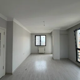Lacivertcadde Bostancıda Sıfır 3+1 Ebeveyn Banyolu 100 M² Net 3+2