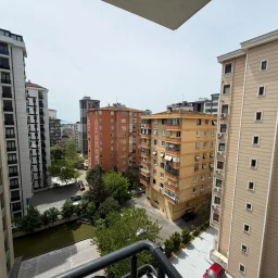 Lacivertcadde Bostancıda Sıfır 3+1 Ebeveyn Banyolu 100 M² Net 3+2