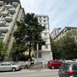 Lacivertcadde Bostancıda Sıfır 3+1 Ebeveyn Banyolu 100 M² Net 3+2