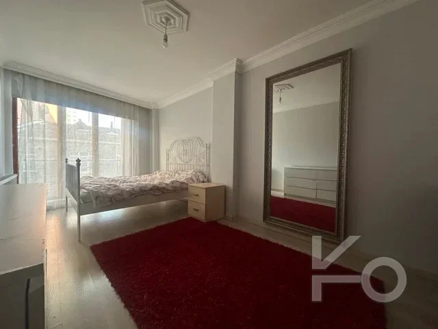 Rookz Fark Vi̇şnezade Mahallesi̇ Eşyali 1+1 Geni̇ş Ki̇ralik Dai̇re