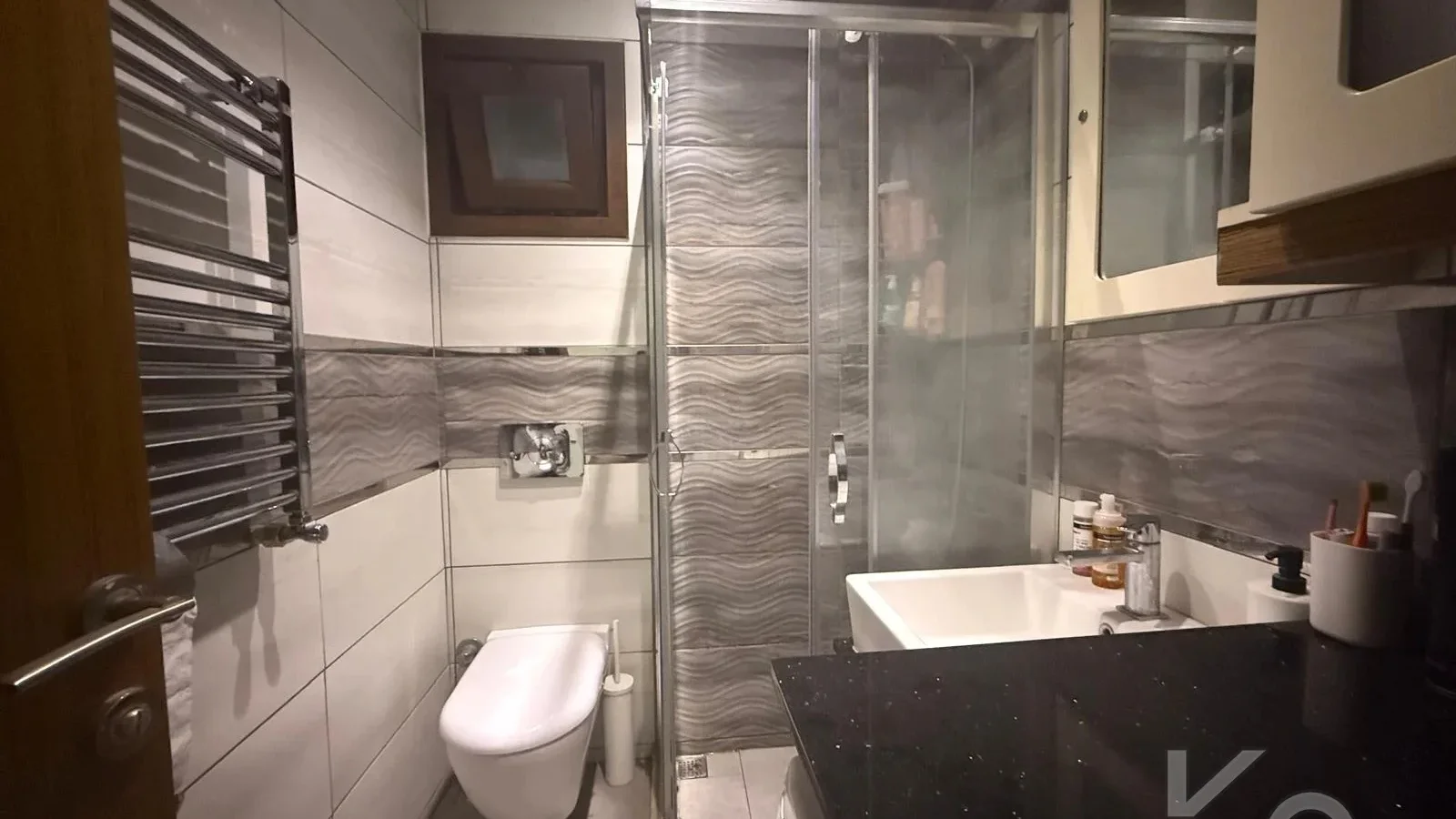 Kredi̇ye Uygun Suadi̇ye Yatirimlik 1+1 Bahçe Kullanimli Y.gi̇ri̇ş