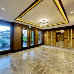 Academy Kalamiş Kapanmaz Mari̇na Manzarali Güvenli̇kli̇ Balkonlu 145m2 3+1