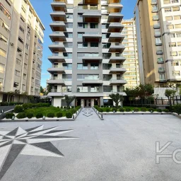 Academy Kalamiş Kapanmaz Mari̇na Manzarali Güvenli̇kli̇ Balkonlu 145m2 3+1