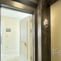 Academy Kalamiş Kapanmaz Mari̇na Manzarali Güvenli̇kli̇ Balkonlu 145m2 3+1