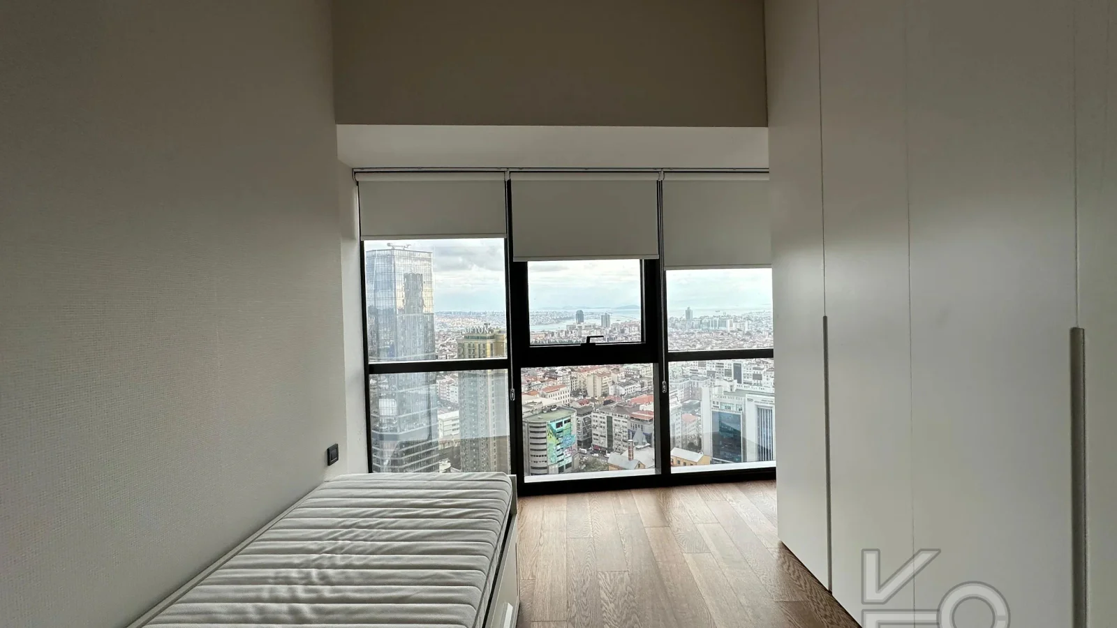 Rookz Fark Bomonti̇ Rotana Residence 3+1 Ki̇ralik Boğaz Manzarali Dai̇re