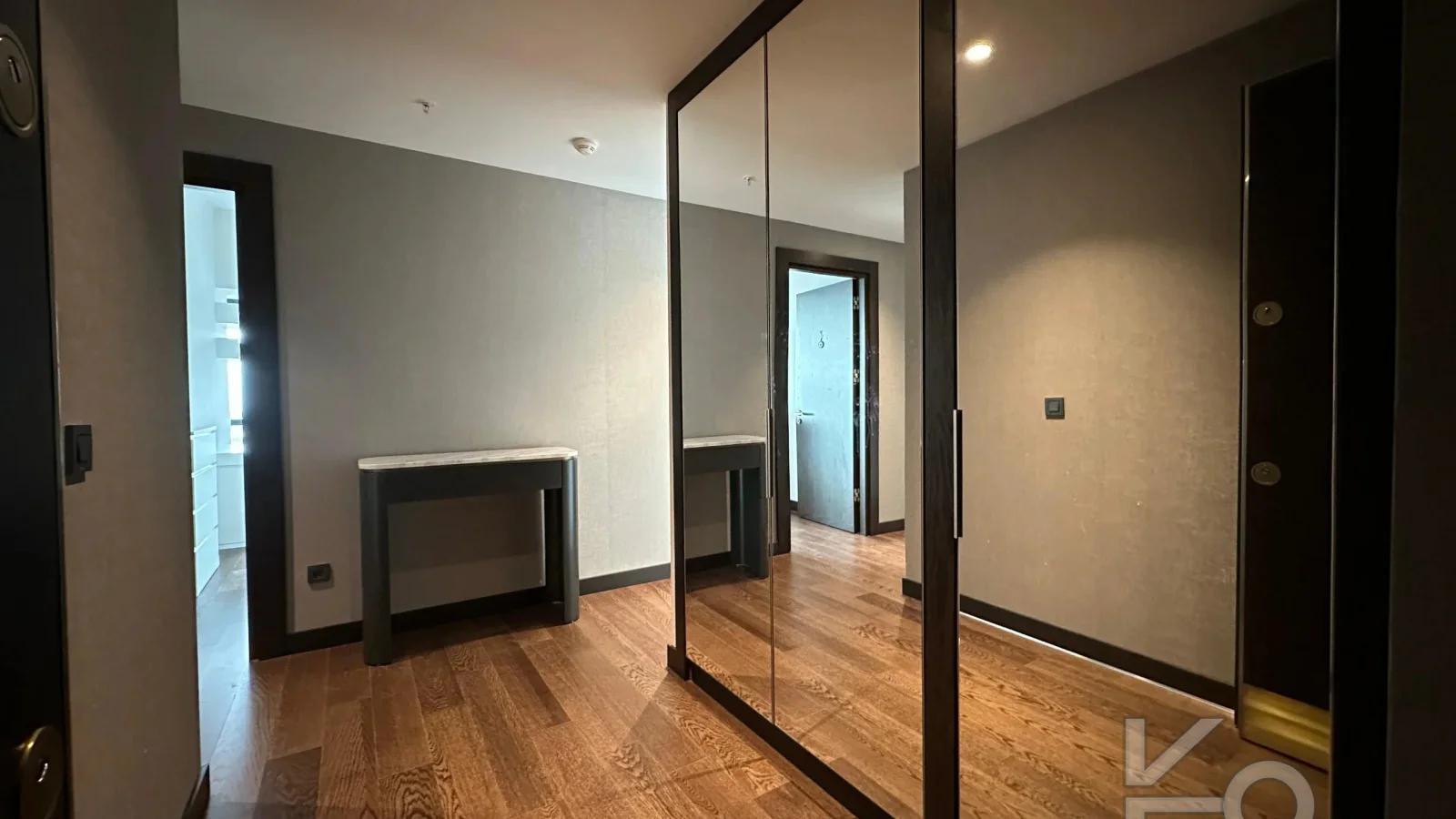 Rookz Fark Bomonti̇ Rotana Residence 3+1 Ki̇ralik Boğaz Manzarali Dai̇re