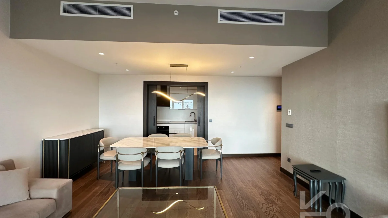 Rookz Fark Bomonti̇ Rotana Residence 3+1 Ki̇ralik Boğaz Manzarali Dai̇re