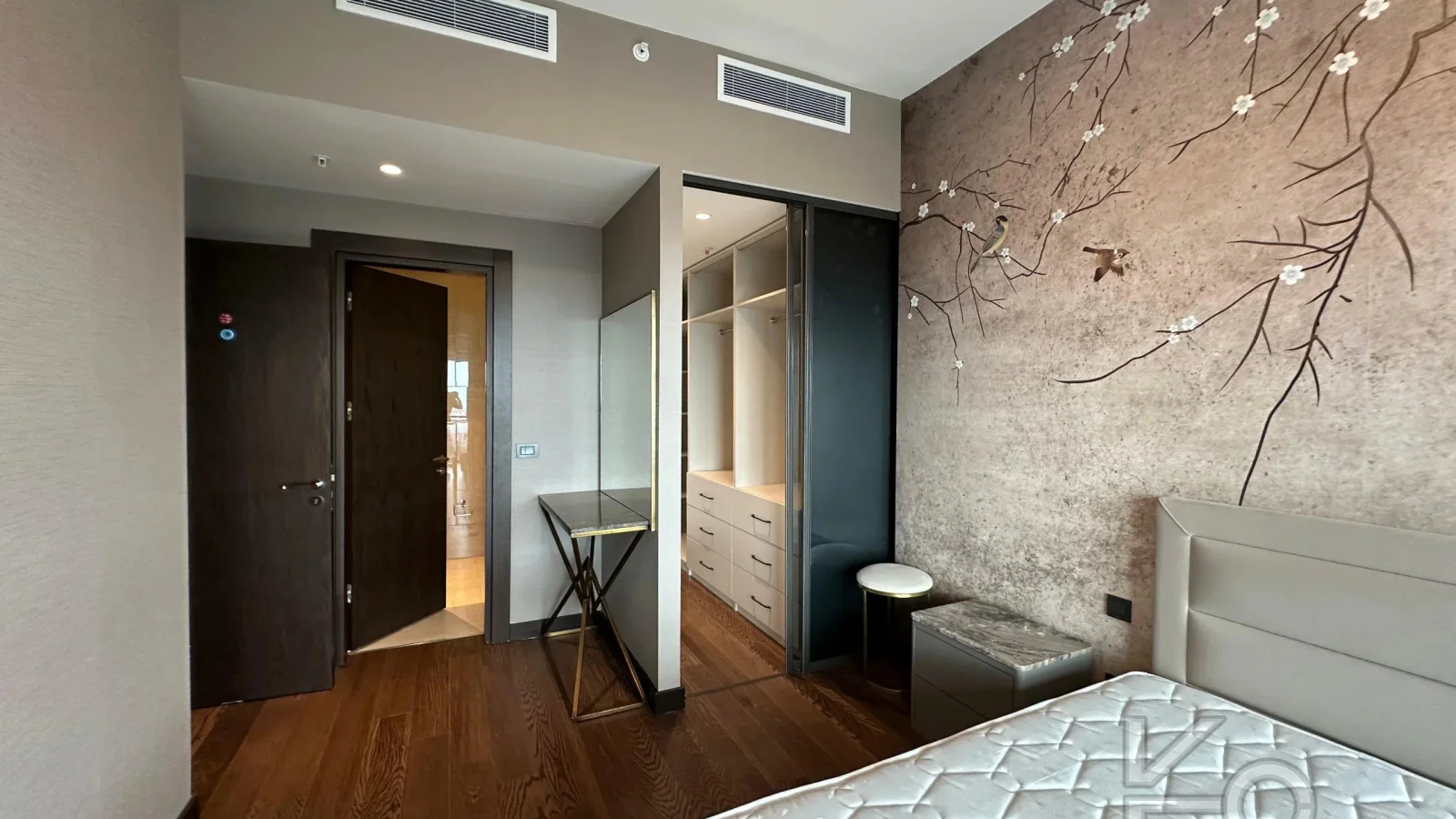Rookz Fark Bomonti̇ Rotana Residence 3+1 Ki̇ralik Boğaz Manzarali Dai̇re