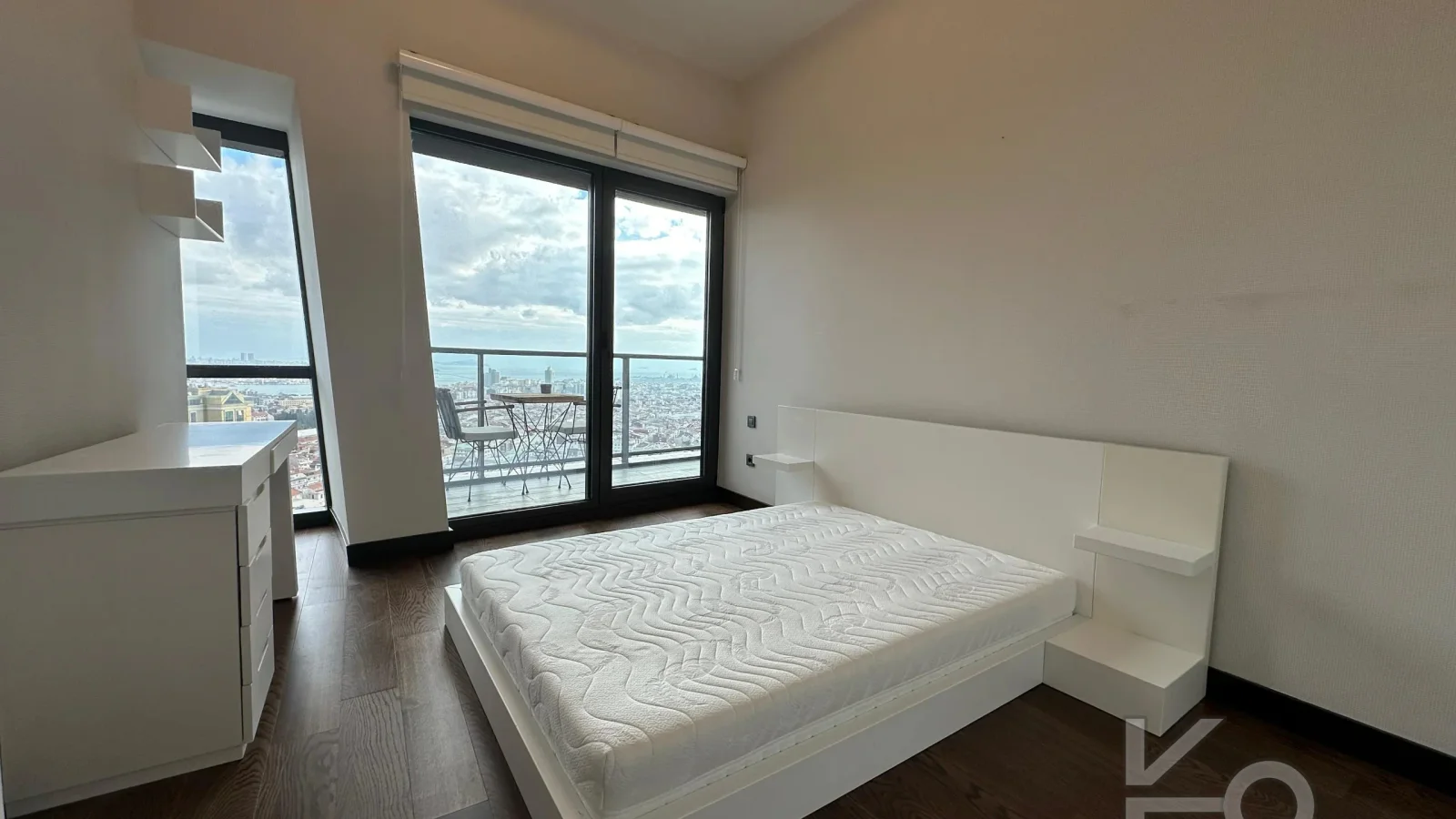 Rookz Fark Bomonti̇ Rotana Residence 3+1 Ki̇ralik Boğaz Manzarali Dai̇re
