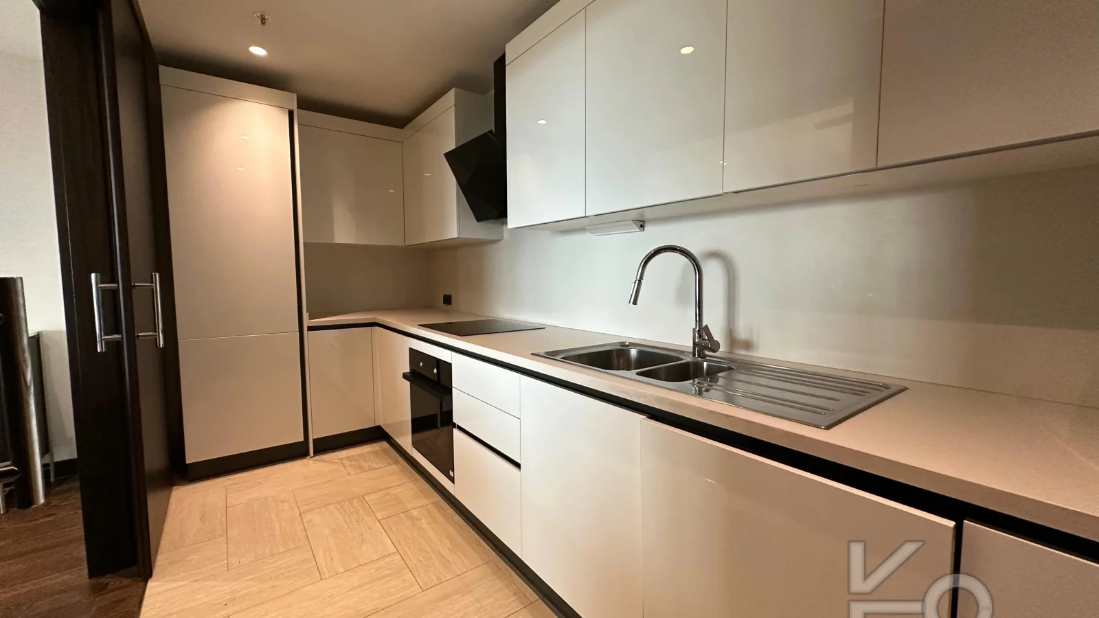 Rookz Fark Bomonti̇ Rotana Residence 3+1 Ki̇ralik Boğaz Manzarali Dai̇re