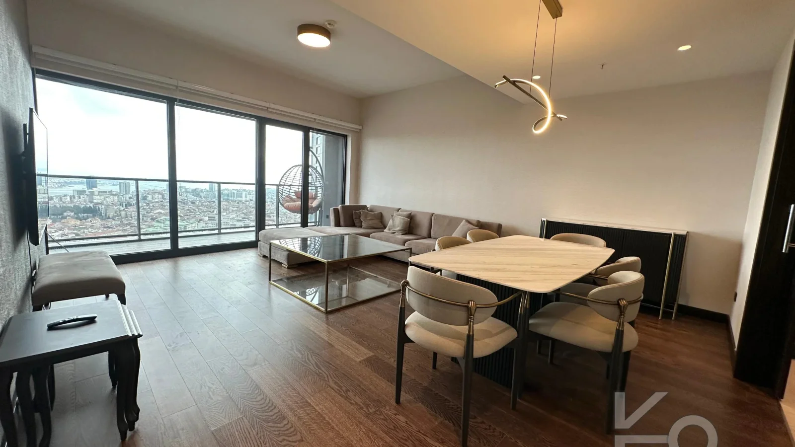 Rookz Fark Bomonti̇ Rotana Residence 3+1 Ki̇ralik Boğaz Manzarali Dai̇re
