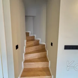 Laci̇vert Cadde Caddebostan Sahi̇lde Kısmi̇ Deni̇z Manzaralı Ara Kat Dubleks Dai̇re 1+1 58m² Net