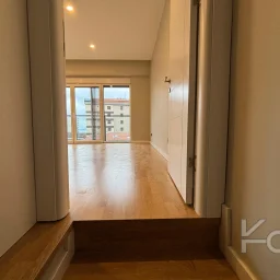 Laci̇vert Cadde Caddebostan Sahi̇lde Kısmi̇ Deni̇z Manzaralı Ara Kat Dubleks Dai̇re 1+1 58m² Net