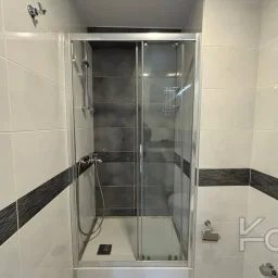 Laci̇vert Cadde Caddebostan Sahi̇lde Kısmi̇ Deni̇z Manzaralı Ara Kat Dubleks Dai̇re 1+1 58m² Net