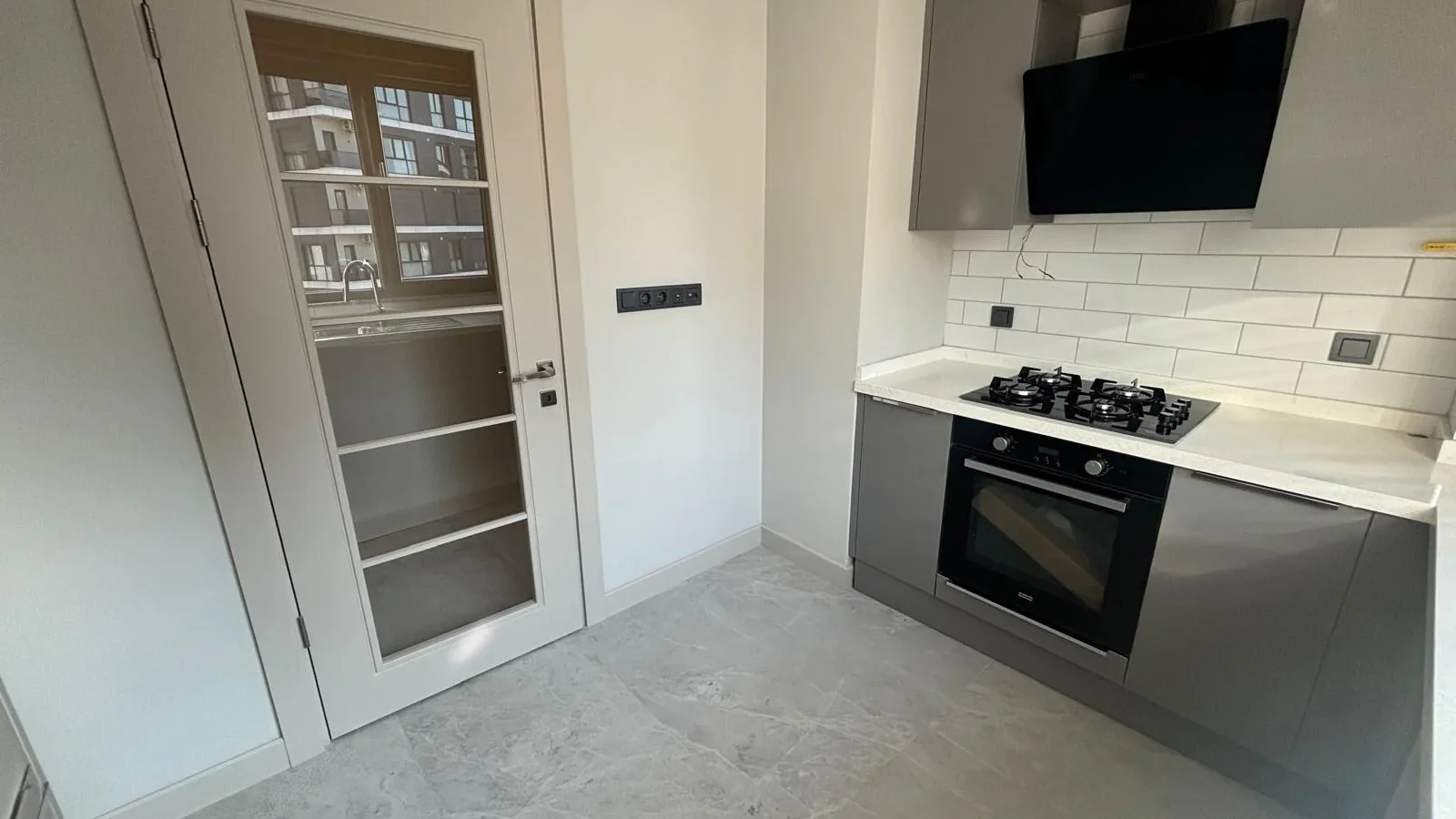 Sağlam'dan Kapanmaz Park Manzaralı Marmaray Yanı 130m2 3+1 Sıfır