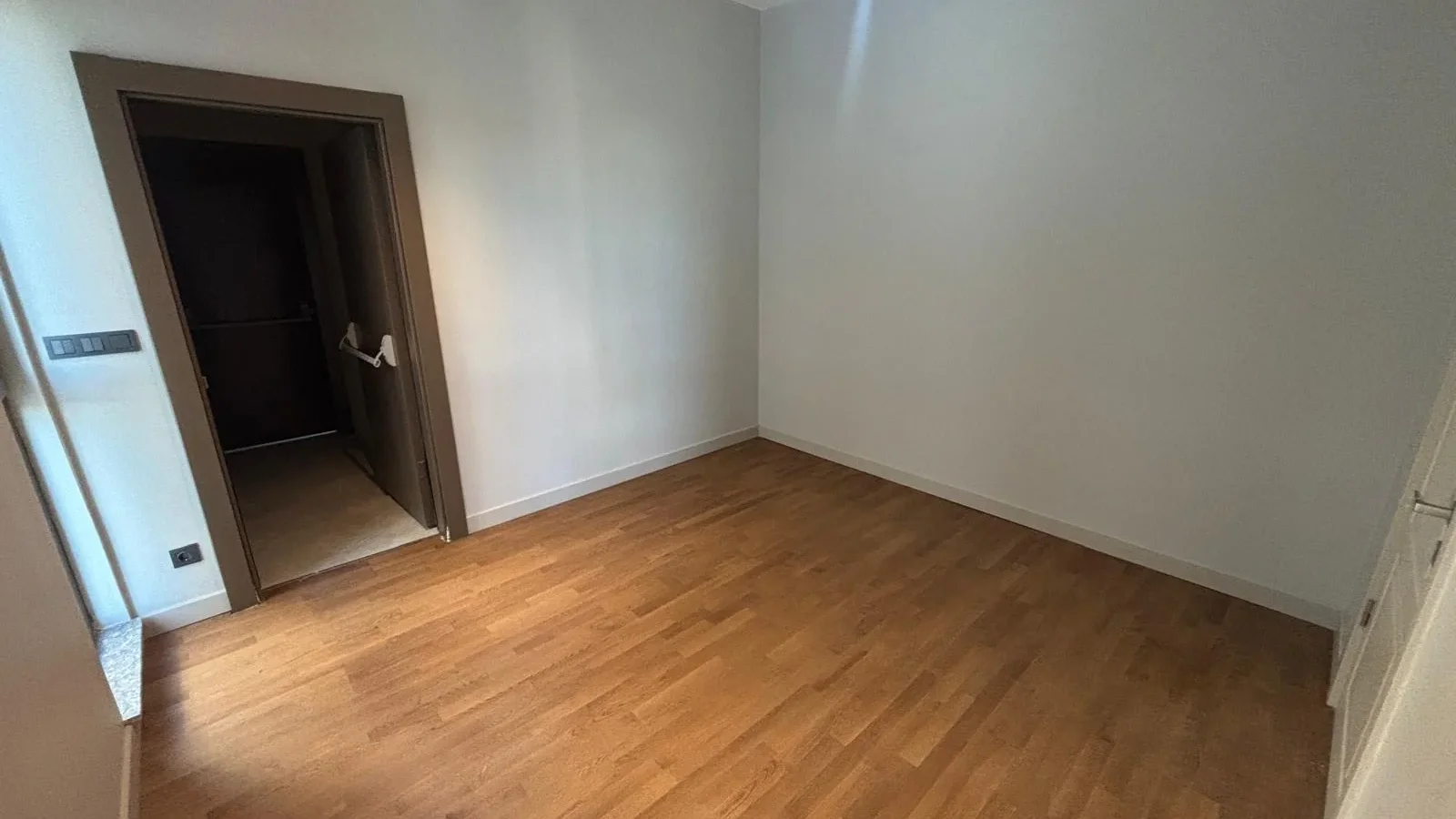 Sağlam'dan Kapanmaz Park Manzaralı Marmaray Yanı 130m2 3+1 Sıfır