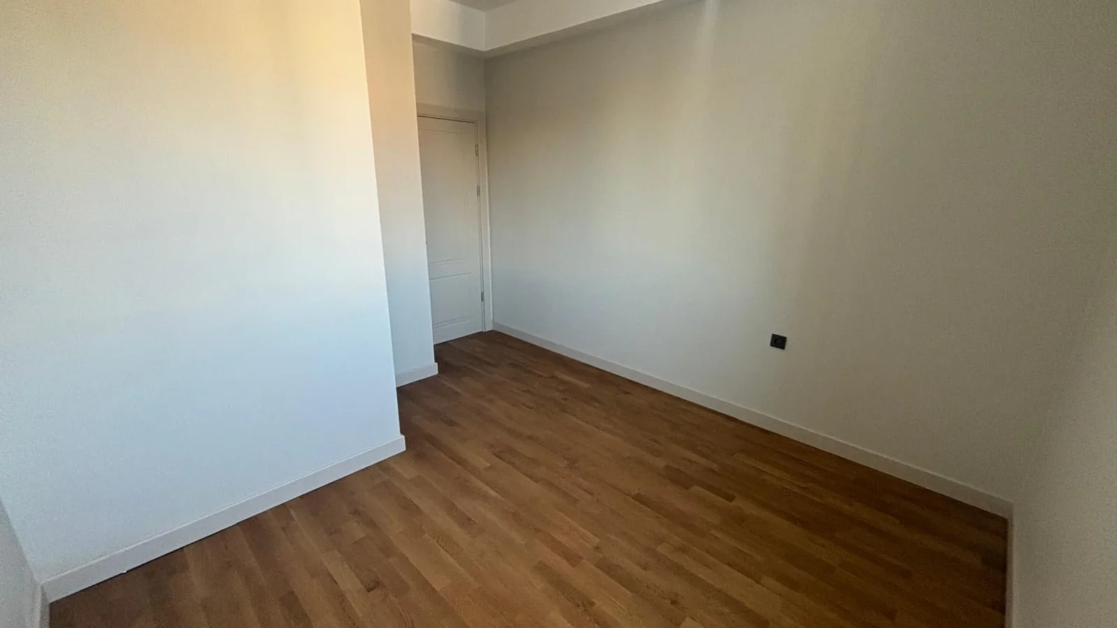 Sağlam'dan Kapanmaz Park Manzaralı Marmaray Yanı 130m2 3+1 Sıfır