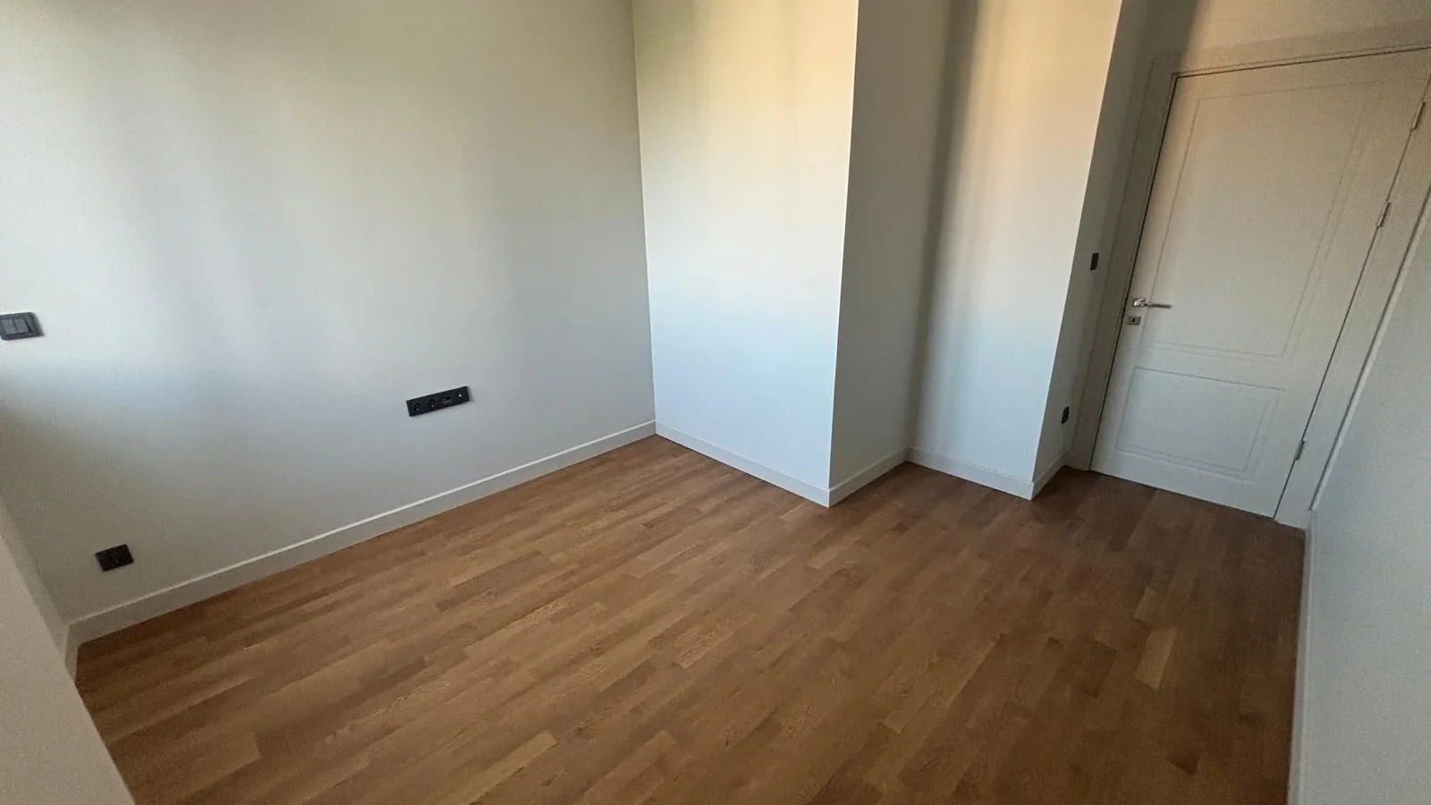 Sağlam'dan Kapanmaz Park Manzaralı Marmaray Yanı 130m2 3+1 Sıfır