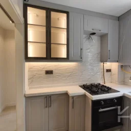 Academy Suadi̇ye Bağdat Caddesi̇ne Yakin Yüksek Gi̇ri̇ş Renöveli̇ 75m2 Net 2+1