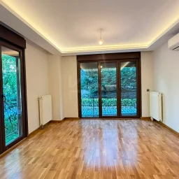 Academy Göztepe Bahariyeli Sokakta Bağdat'a Yakın 100m2 2+1 Balkonlu