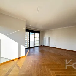 Laci̇vert Cadde Suadi̇ye'de Bağdat Caddesi̇'ne Ve Sahi̇le Yakin Net 100 M² 3+1