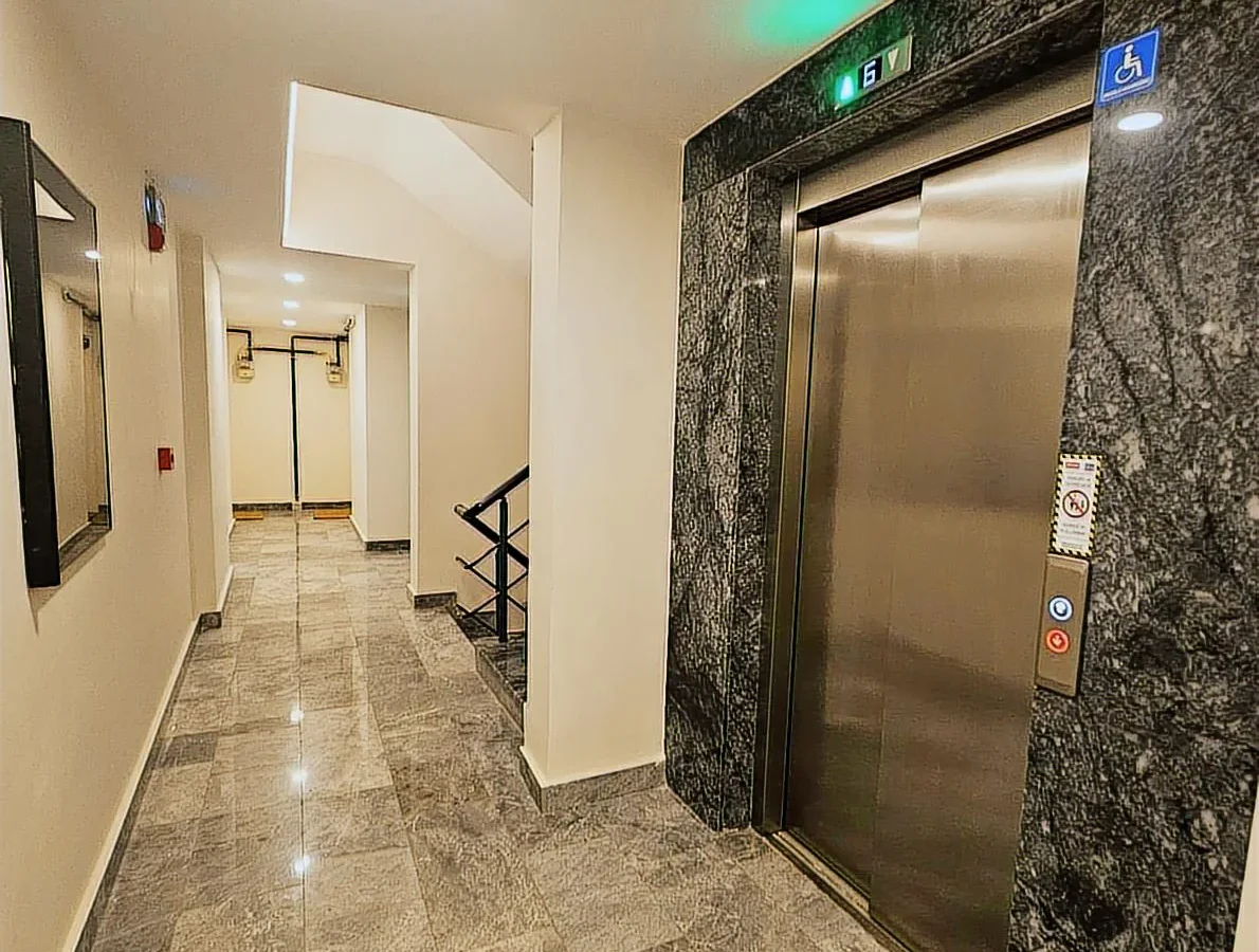 Sağlam'dan Bağdat Cad Yürüme 5 Dk Balkonlu 120 M² Satılık Daire