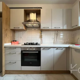Laci̇vert Cadde Kozyataği 3+1 Balkonlu 95m² Net
