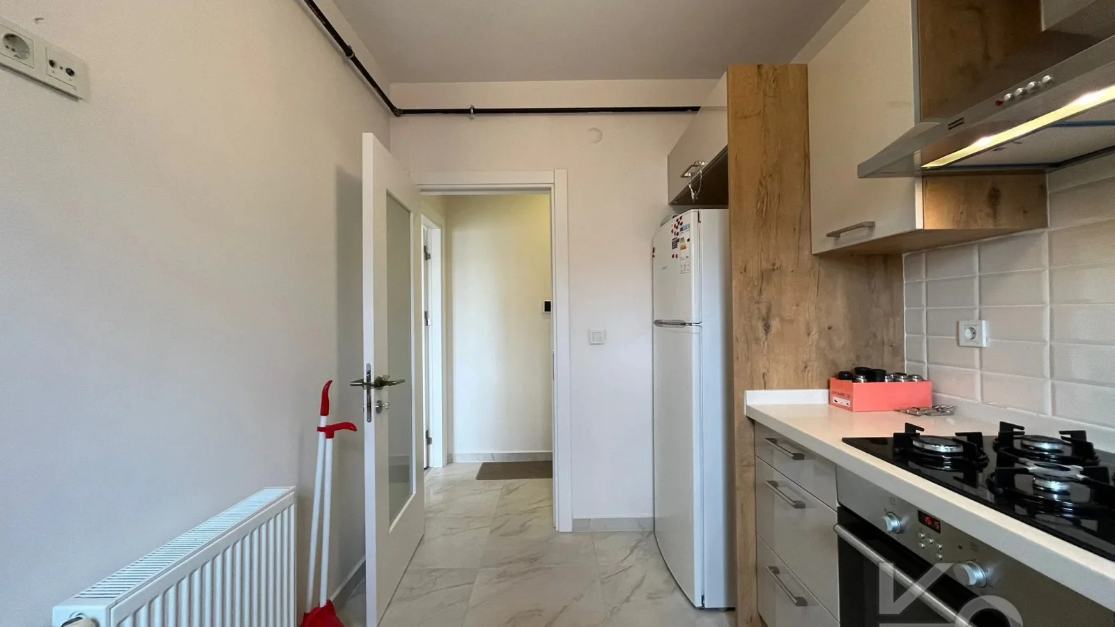 Laci̇vert Cadde Kozyataği 3+1 Balkonlu 95m² Net