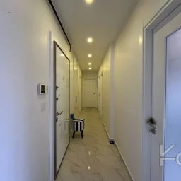 Laci̇vert Cadde Kozyataği 3+1 Balkonlu 95m² Net