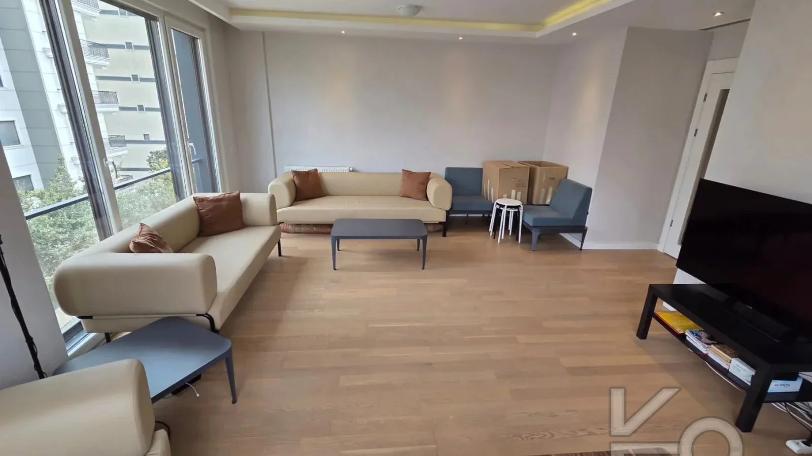 Lacivert Cadde Göztepe Marmaray Yakını Ebeveyn Banyolu 90m²net (3+1)