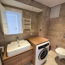 Lacivert Cadde Göztepe Marmaray Yakını Ebeveyn Banyolu 90m²net (3+1)