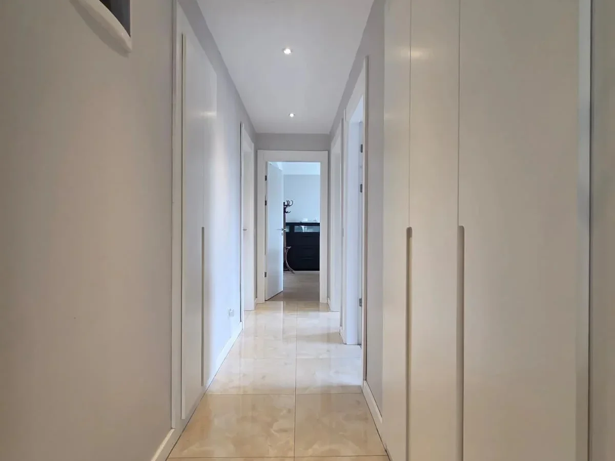 Lacivert Cadde Göztepe Marmaray Yakını Ebeveyn Banyolu 90m²net (3+1)