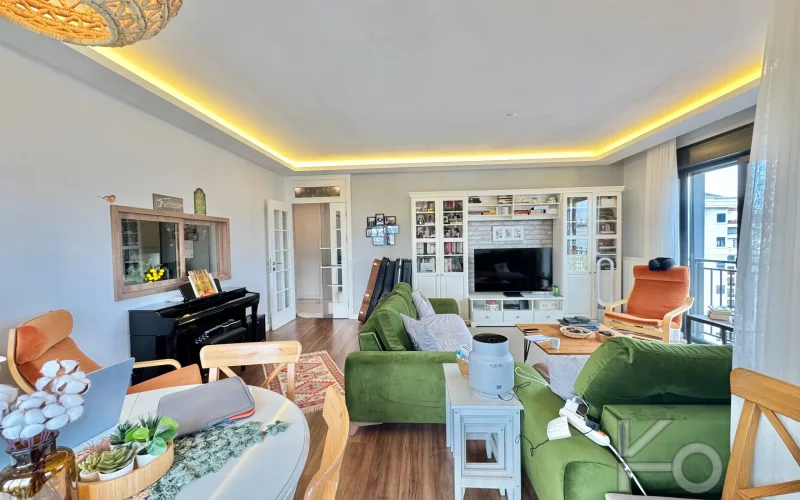 Academy Suadi̇ye Marmaray Ve Bağdat Cd. Yakin 140 M2 Balkonlu 3+1