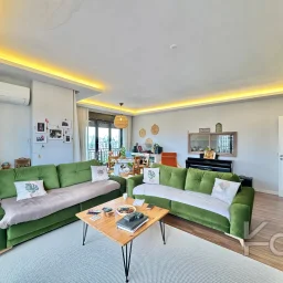 Academy Suadi̇ye Marmaray Ve Bağdat Cd. Yakin 140 M2 Balkonlu 3+1