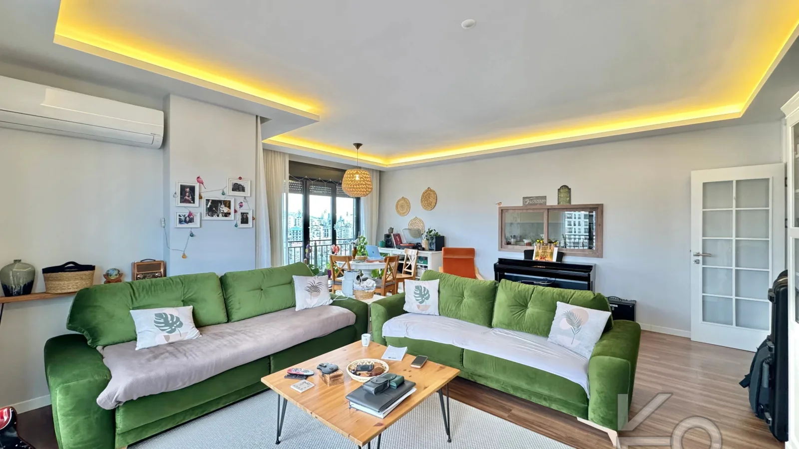 Academy Suadi̇ye Marmaray Ve Bağdat Cd. Yakin 140 M2 Balkonlu 3+1