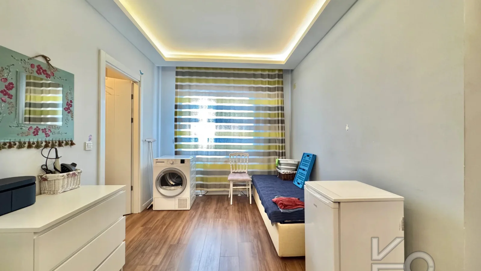 Academy Suadi̇ye Marmaray Ve Bağdat Cd. Yakin 140 M2 Balkonlu 3+1